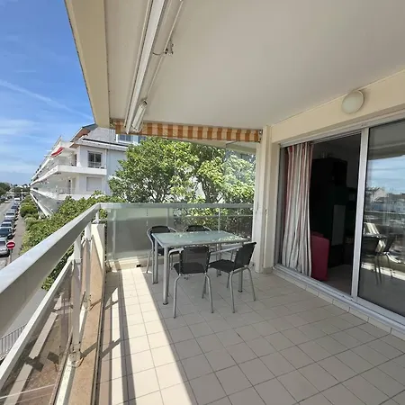 La Baule: Bel A 250m De La Et Des Commerces - Fr-1-392-238 *